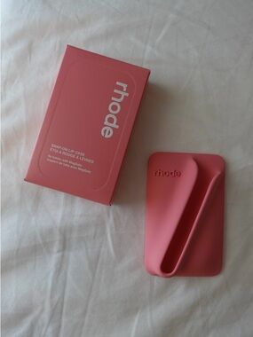 RHODE Snap-On Lip Case in Sweet Pea
